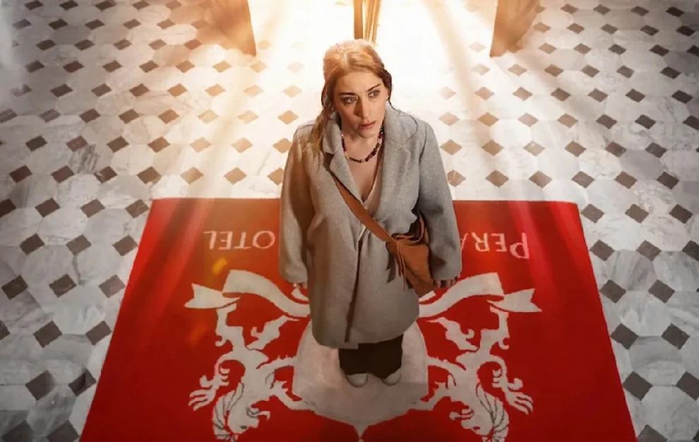 кадр из сериала "Полночь в отеле Пера Палас"