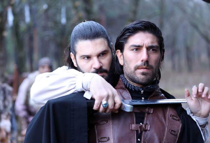 кадр из сериала "Барбарос Хайреддин: Указ султана"